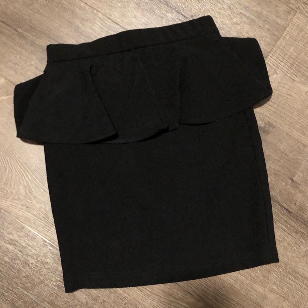 Black mini skirt